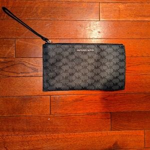 Micheal Kor's wristlet